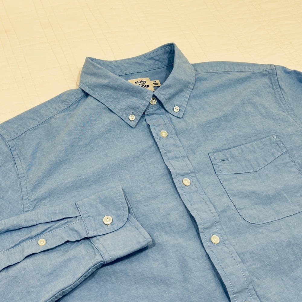 Flint and Tinder Mens Classic Fit Light Blue Cotton Stretch Button Down Shirt M